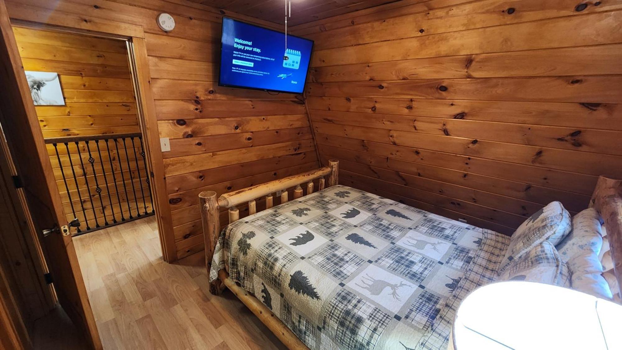 Lazy Bear Cabin Sevierville Extérieur photo