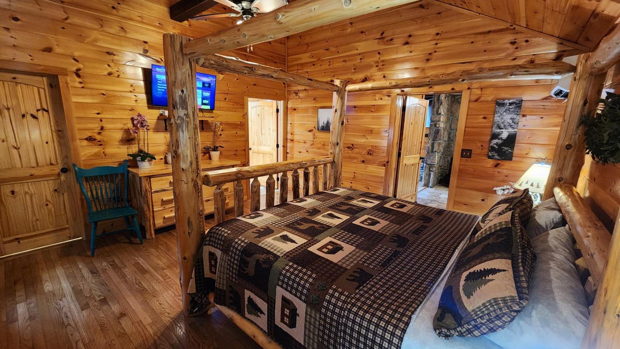 Lazy Bear Cabin Sevierville Extérieur photo