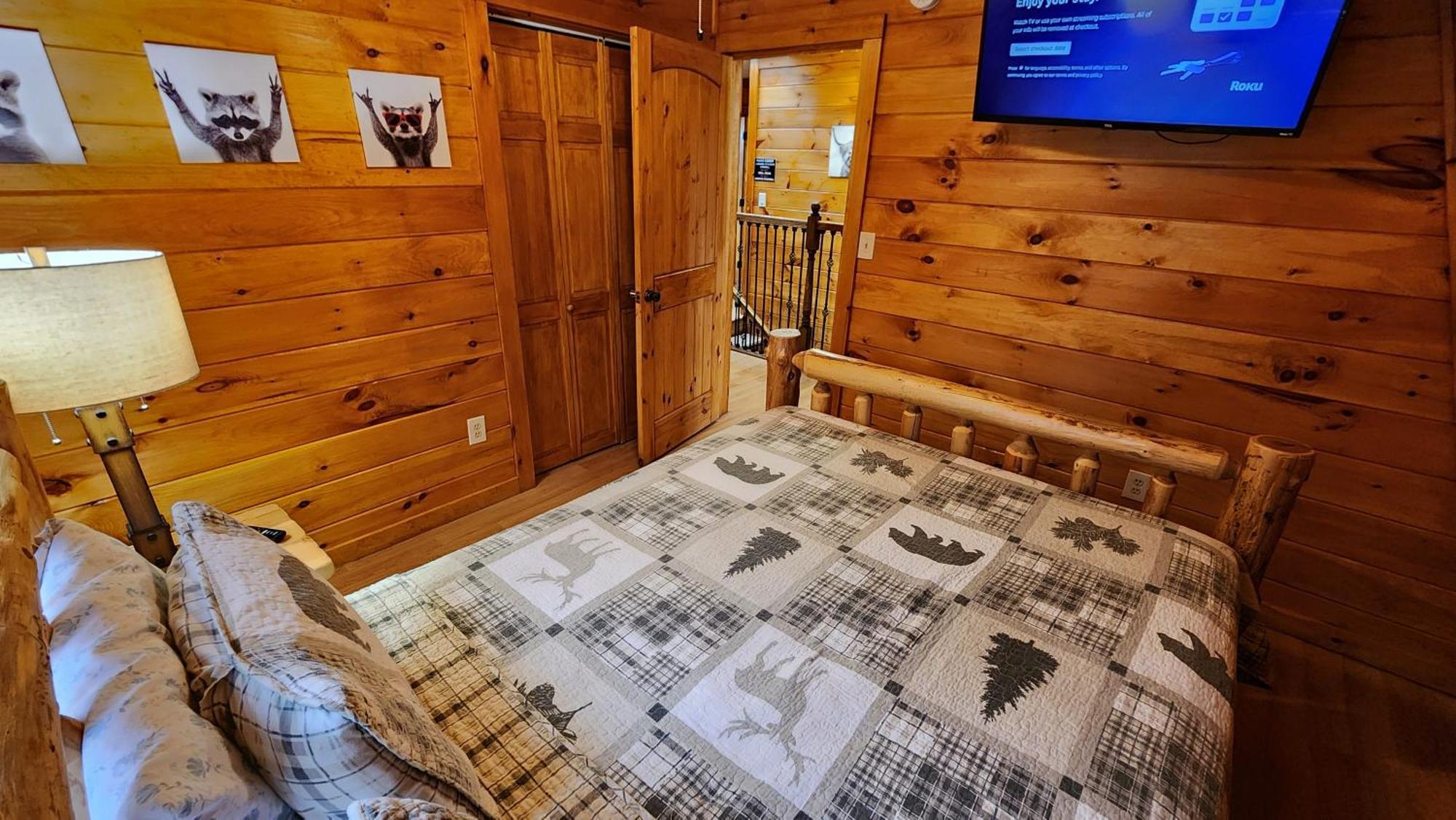 Lazy Bear Cabin Sevierville Extérieur photo